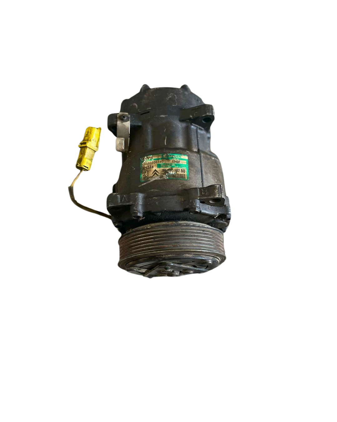 Compresseur de climatisation Sanden SD7V16 Modèle 1240 9646416780 PSA  /c4 picasso berlingo/307 3083008 5008 807 expert boxer/ylysse ducato scudo / lancia phedra/ 1.6 hdi 2.0 hdi 2.0jtd