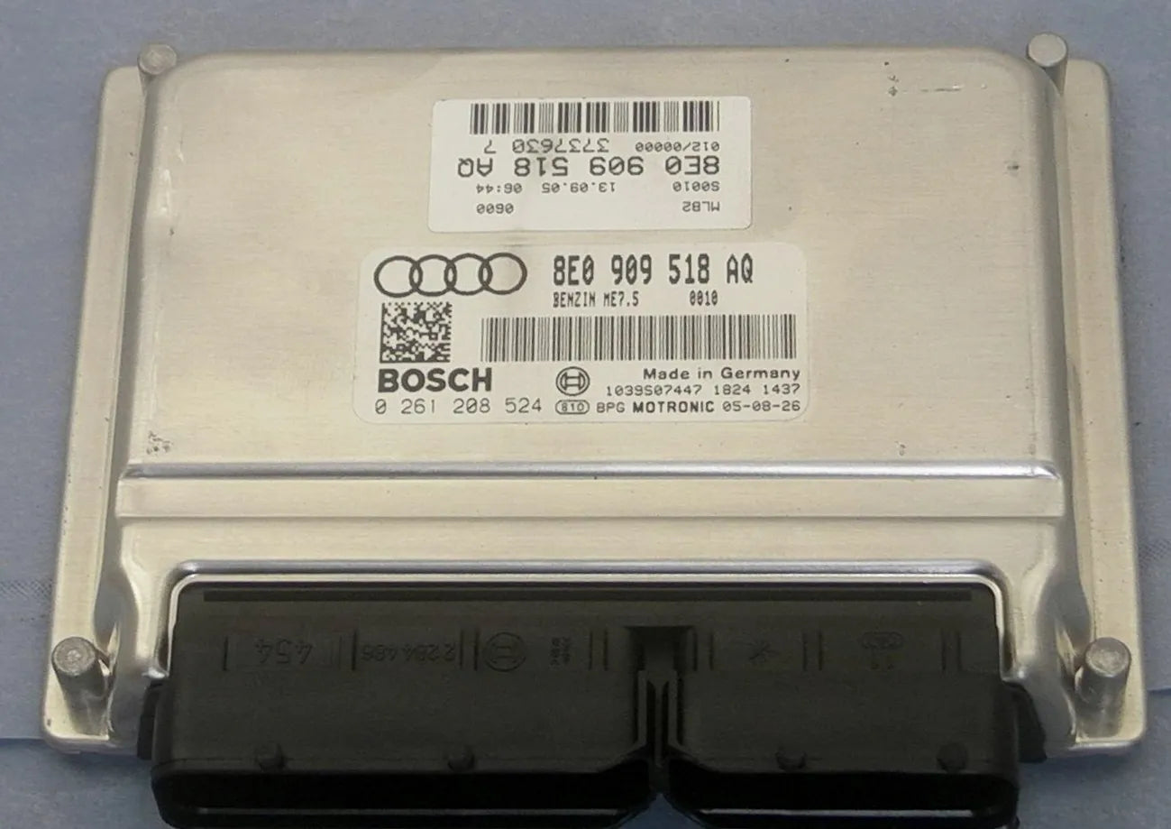 Calculateur moteur  0261208524 audi a4 1.8   8E0909518AQ