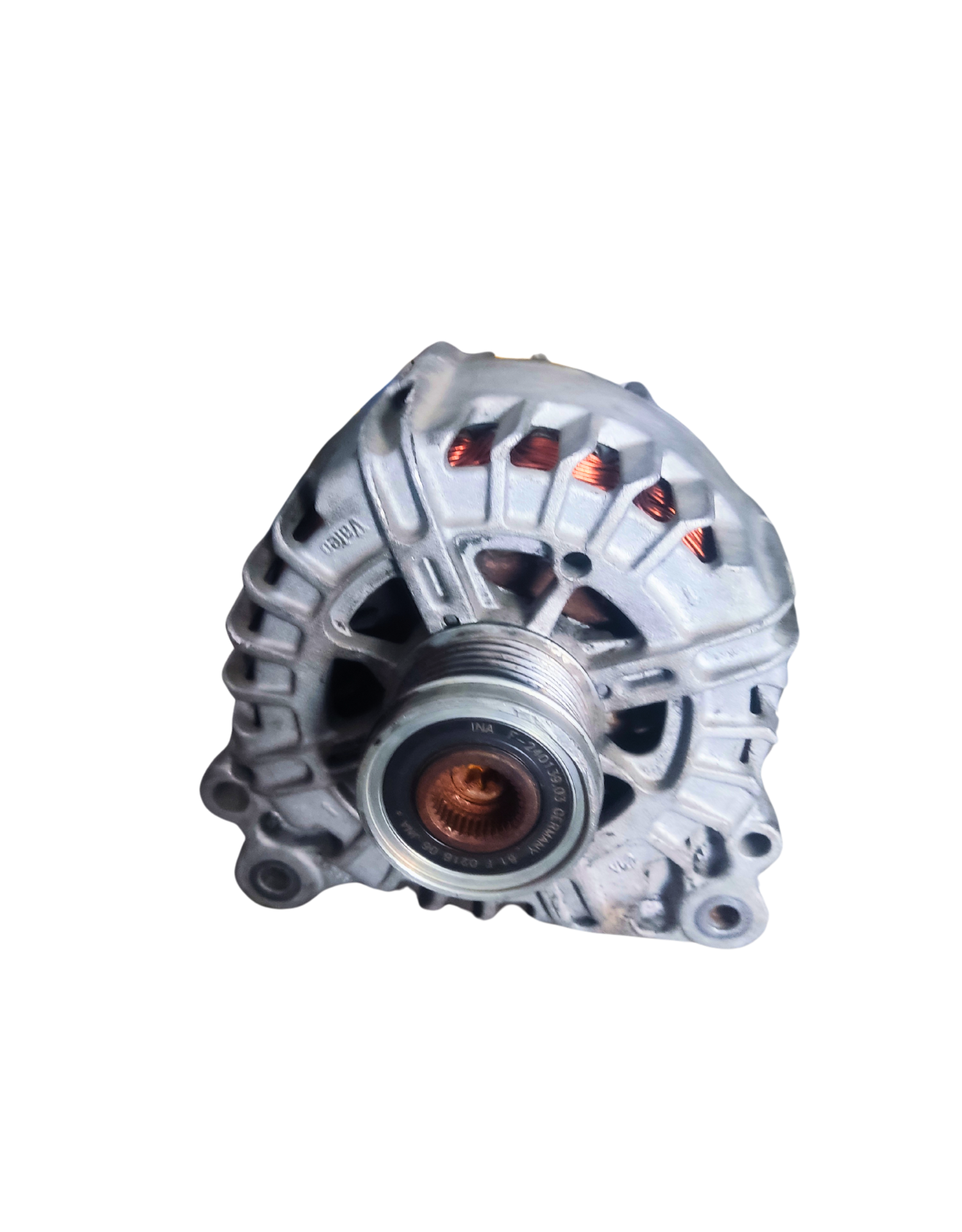 alternateur VW AG 03C903025D/A4 B8 (8K) / A5 (8F/8T) / Q5 (8R) 	Passat B7 	Exeo (3R)  Superb II /2.0 TDI 180A