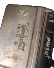 Calculateur moteur BOSCH Motronic M3.8.4   Réf. 8D0907558G  – VOLKSWAGEN PASSAT B5 1.8T 20V – 1997–2000