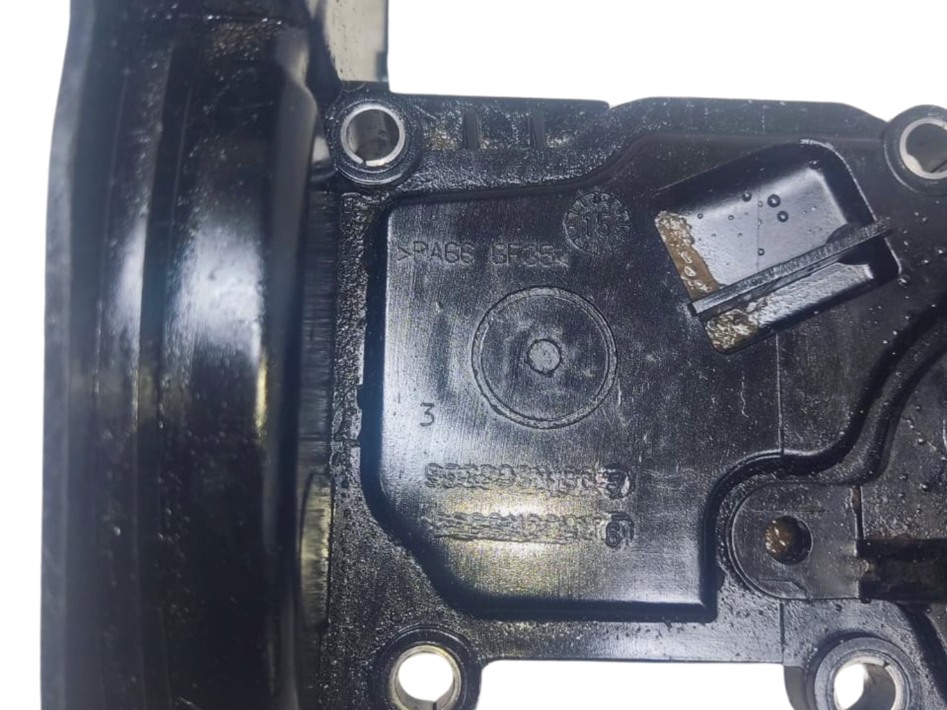 Couvercle de soupape 0248S0 9688939180 1.6HDI 8v eHDI TDCI Citroen Peugeot Ford /c3 - c4 -berlingo - picasso / 207 - 208 -308 - partner / focus - c-max/ mazda 3 / 5 / mini cooper  d r 56