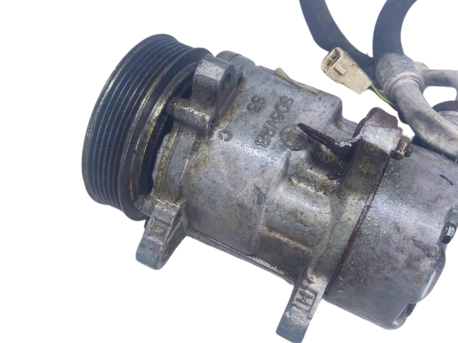 Compresseur AC SD6VRB : SD6VRB Sanden (modèle 6V12) /206 307 partner  bipper / xsara  picasso berlingo / fiat scudo ulysse / mini cooper d r56 / 1.4 1.6 2.0