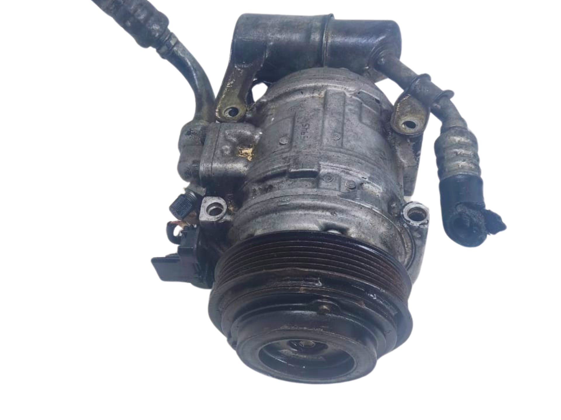 Compresseur A/C 1021300115  Mercedes Benz /190E 190D (w201)  / classe E w124 s 124  w 461 sl R107/ 3.0