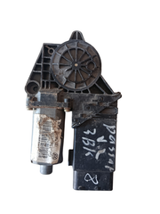 Moteur de lève-vitre arrière droit – Volkswagen Passat B5  b5.5 audi a6 (3B2/3B3/3B5) – 1996-2005