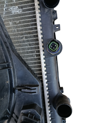radiateur de refroidissement moteur et ventilateur  pour Renault kangoo phase 1 1.9dci référence 7700312858