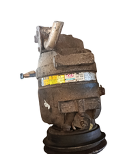 Compresseur de climatisation – Kia Besta / Kia Pregio – Moteur J2 2.7 D – 1997-2003 Réf. OK72B-61-450E