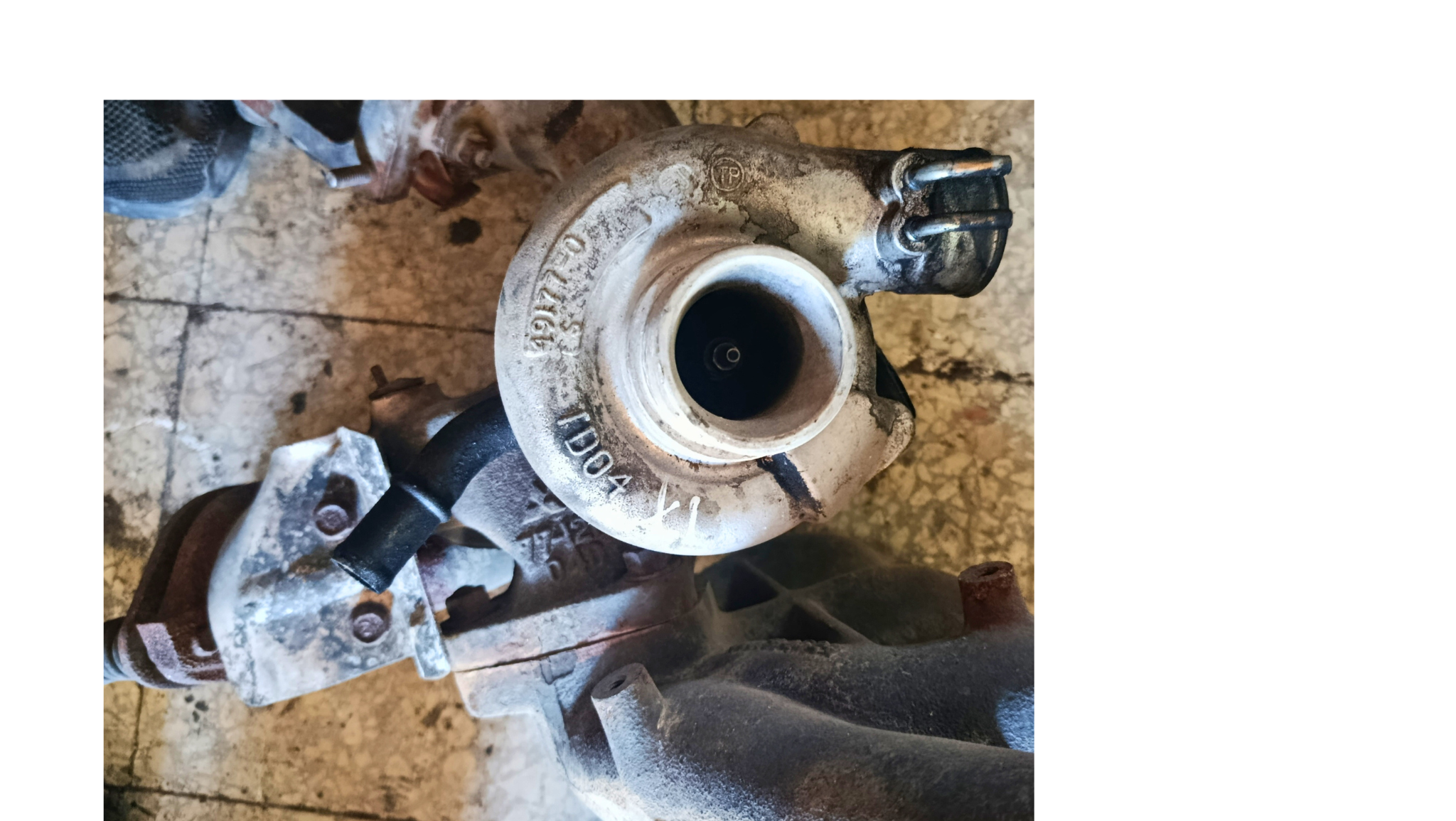Turbocompresseur MITSUBISHI TD04-11G-4 –Réf. 49177-02500R MITSUBISHI PAJERO / L200 / HYUNDAI GALLOPER 2.5 TD – 1989–2006