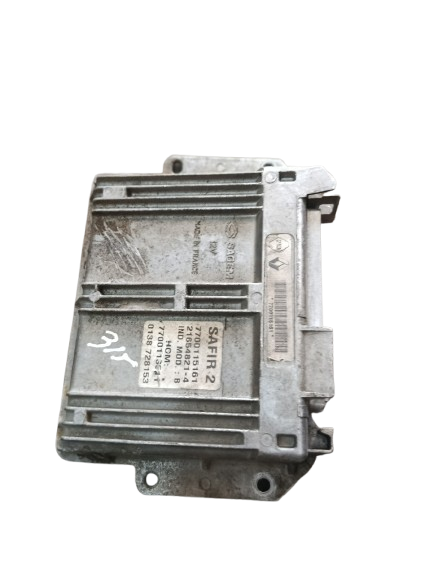 Calculateur Moteur - Réf. Renault/Siemens S122326114A / 8200843713 / 35310 clio3 megane2 scenic2  1.5 dci