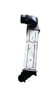 Intercooler / Échangeur Air-Air - Peugeot 406  C5  407 607 C6 2.2 HDi