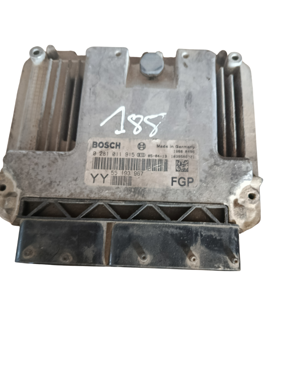 Calculateur 0281011915 opel victra signum astra g h vectra / 1.9 cdti  z19dth