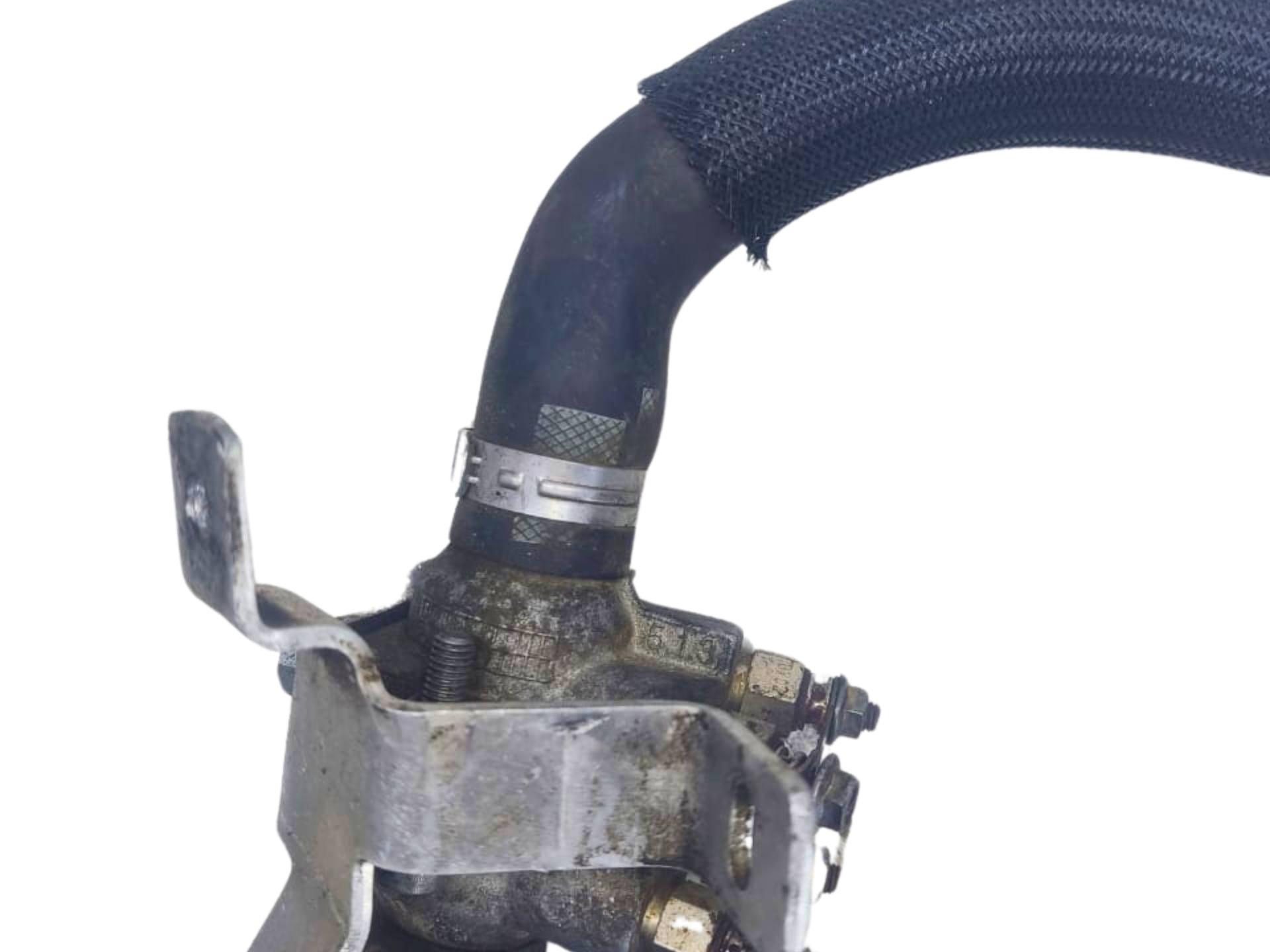 Boitier de durite de refroidissement 646672  1.6 1.9 8v /205 gti /cti 309 gti cti / bx gti 16v