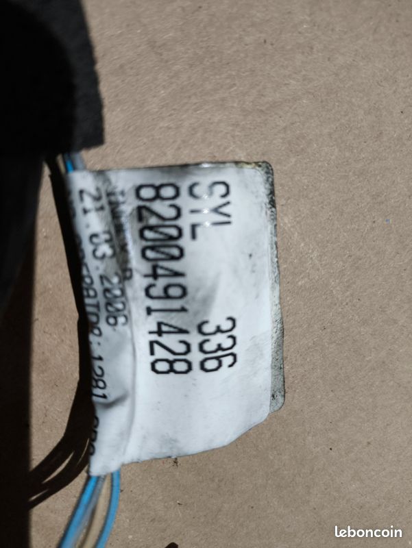 faisceau de connexion 8200491428 / megane2  scenic2  modus 1.5 dci 1.9 dci 1.6 16v/