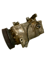 Compresseur/pompe de climatisation 926002352R Valeo / CLIO4 CAPTUR  megane3 duster logan2/ 1.2 1.5 1.6