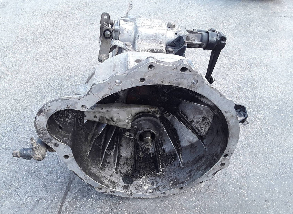 Boîte de vitesses manuelle – Nissan Cabstar / Atleon / Trade – Moteurs Diesel BD30 / TD23 / SD23 – 1992-2013 Référence : M525E (variante M5-25E)