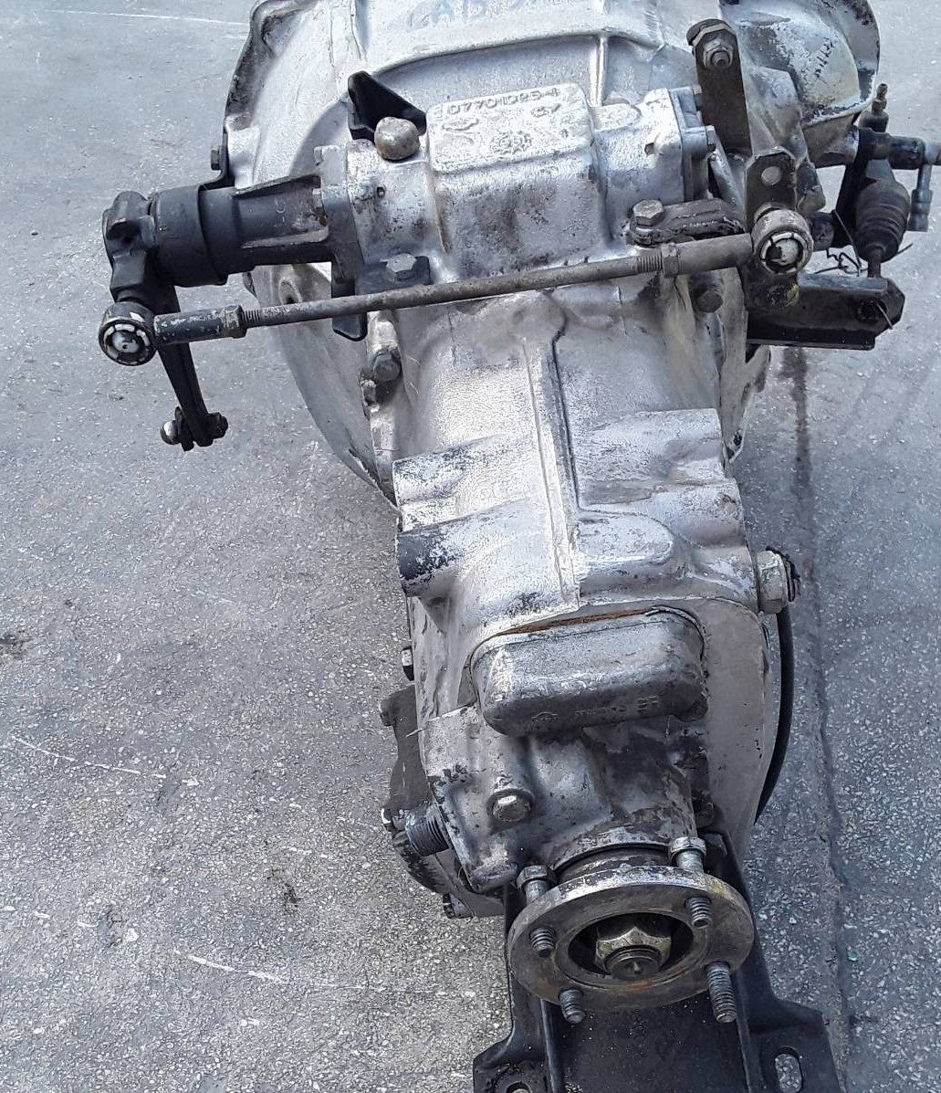 Boîte de vitesses manuelle – Nissan Cabstar / Atleon / Trade – Moteurs Diesel BD30 / TD23 / SD23 – 1992-2013 Référence : M525E (variante M5-25E)