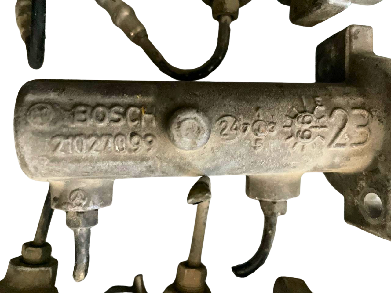 Maître-cylindre 21027099 Bosch  /GOLF4 AUDI A3 8L1 LEON 1M1 BORA OCTAVIA /1.4 1.6 1.8 1.9
